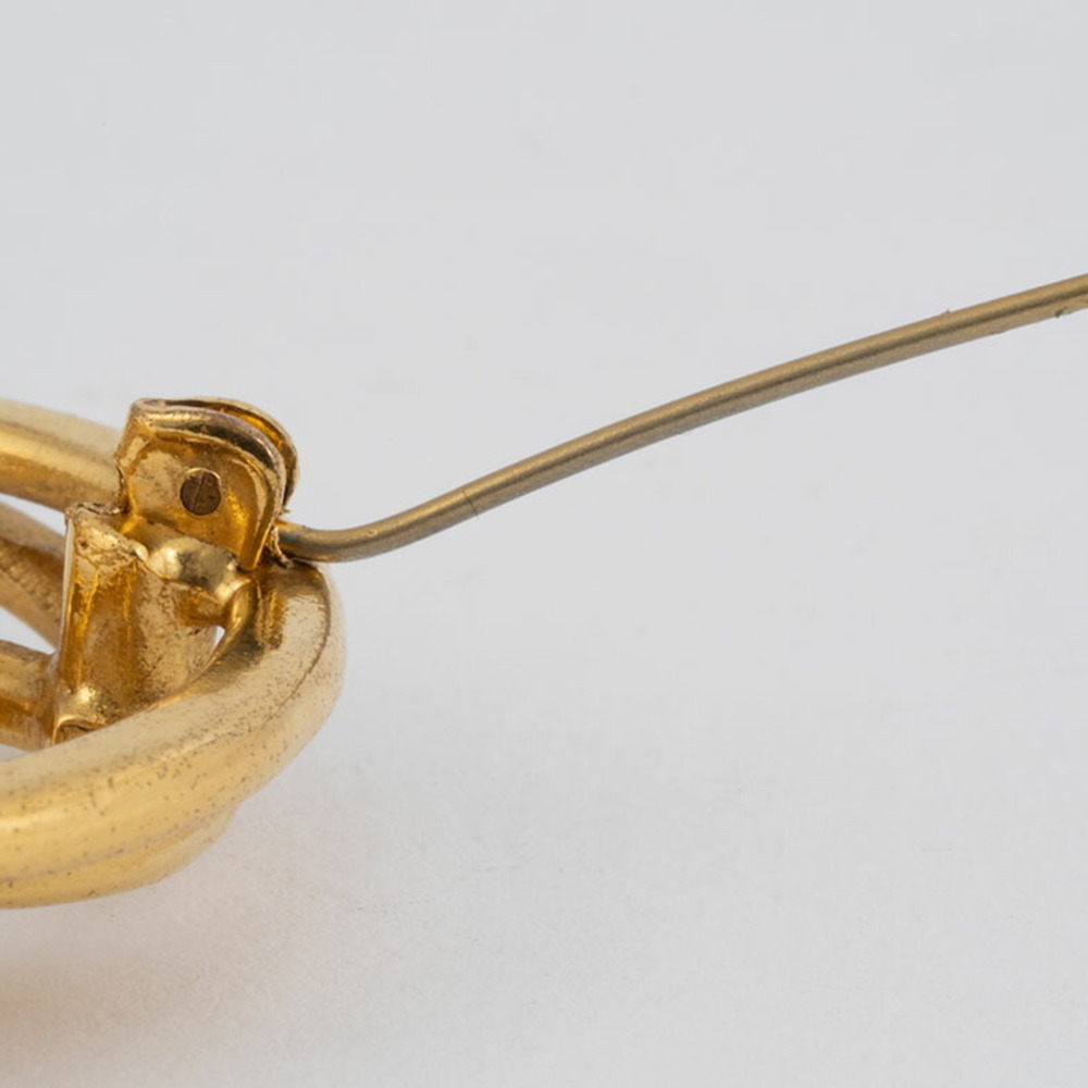 CHANEL Gold Brooch - Picture 10 of 12